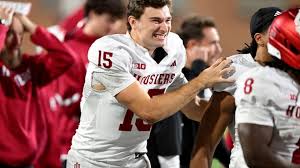 Fernando Mendoza Leads Heisman Trophy Race After Week 12