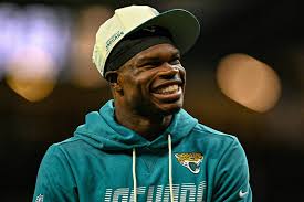 Travis Hunter's 'Shohei Ohtani Experiment' Crumbling? Why Jaguars Coaches Are Boldly Betting on a Two-Way Phenom