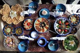 کامل ترین لیست غذا، دسر و نوشیدنی برای سحری ماه رمضان