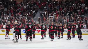 Senators kompuroi tehottomana laulukuoroon