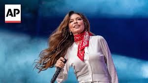 With new album on the way, Shania Twain hosts ACM Awards