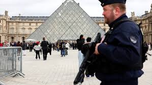 Louvre Heist Shock Investigators Say Petty Criminals Pulled Off 150M Jewel Theft