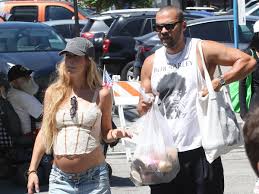 El último plan de Alejandra Onieva antes de dar a luz: junto a Jesse Williams y luciendo embarazo