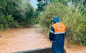 Cidade do RS tem alerta para possível evacuação e pede que moradores se preparem para deixar residências