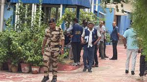 মমতার বাড়ি সংলগ্ন তৃণমূল অফিসে দু’ঘণ্টা তল্লাশি সিআইডি-র! উপস্থিত দলীয় নেতার দাবি, কিছু বাজেয়াপ্ত হয়নি