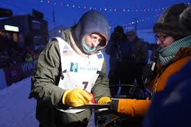 Iditarod’s new champ, same as the old champ: Jessie Holmes notches rare repeat win