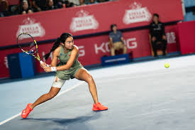 Katie Boulter Retires from Hong Kong Open, Raising Australian Open Concerns