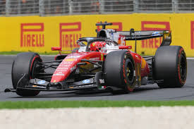 F1 LIVE Australia: caccia alle Mercedes. Leclerc in seconda fila. Alle 5 il via