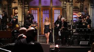 Nikki Glaser SNL Debut Sparks Controversy with Edgy Humor