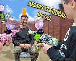 Imagem de Crianças brincando com armas de gel