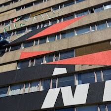 Zo wordt het ‘Lelijkste gebouw van Nijmegen’ opgefleurd