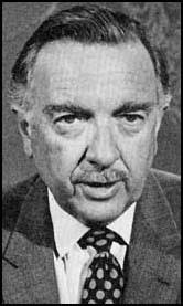 Walter Cronkite, &quot;the most trusted man in America.&quot; - cronkite_walter_fair_use