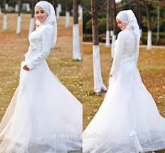 Hasil gambar untuk gaun pengantin modern