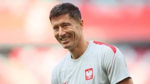 Mocne słowa ekspertów o Lewandowskim! "Zastanawiałem się, czy to miało sens"