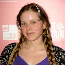 Harry Potter star Jessie Cave announces engagement to father of her four kids