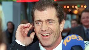 Mel Gibson and Robert De Niro in Hollywood film production context