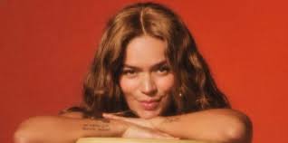Karol G Enciende el Verano con 'Tropicoqueta', su Nuevo Álbum - Imagen principal del artículo