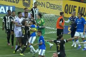 Tras el escándalo en el fútbol brasileño, Hulk pidió disculpas, pero apuntó contra “el principal responsable de todo”