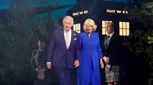 King and Queen emerge from Tardis to open Glasgow Commonwealth Games