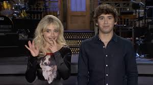 Sabrina Carpenter's SNL Debut: From Carrie Bradshaw to Camera Operator Flirtations