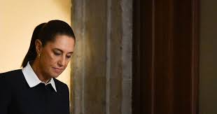 Se abolló la corona