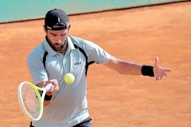 Berrettini derrota Navone e vai encarar Hurkacz nas quartas de final