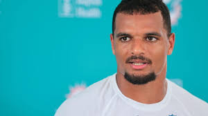 Dolphins trade Minkah Fitzpatrick to Jets; safety signs new contract