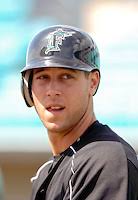 14 March 2006: Jeremy Hermida, outfielder for the Florida Marlins, awaits his turn - I0000b45eGk0tImk