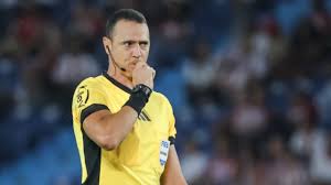 Wilmar Roldán se Autoproclama Mejor Árbitro que Óscar Julián Ruiz