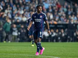 L'OL sauve les meubles mais repart frustré