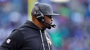 Defensive coordinator Brian Flores signs contract extension with Vikings