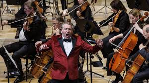 Elbphilharmonie statt Bayreuth: Andreas Schager kam, sang und begeisterte