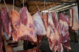 Resultado de imagem para carne apreendida na feira livre