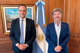 ¿Cómo se gestó la partida de Cúneo Libarona y la llegada de Juan Mahíques? El cambio en el Ministerio de Justicia