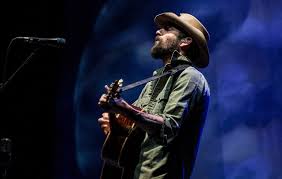 ray lamontagne concert stopped nashville: Ryman Auditorium Heat Collapse Exposes Deadly Century-Old Stage Risk
