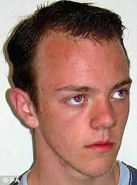 Teenager Simon Everitt burned alive in scene from horror movie was &#39;caught up in love triangle&#39;. By Daily Mail Reporter Created: 10:22 EST, 28 April 2009 - article-0-01DA368D00000578-682_233x314