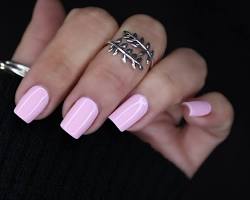 Hình ảnh về Baby pink nails