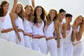 Resultado de imagen para las modelos mas famosas de victoria secret