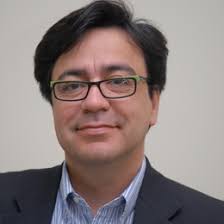 Claudio Fuentes, cientista político: “La UDI es el partido más beneficiado por el sistema binominal” - ClaudioFuentesSaavedra