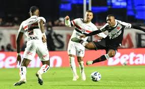 Brasileirão 2025: ¿Vasco logrará la victoria ante un São Paulo intenso? - Imagen principal del artículo