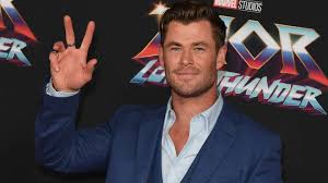 Chris Hemsworth's 'A Road Trip to Remember' Highlights Alzheimer's and Caregiving