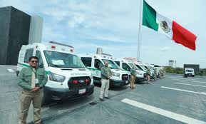 Fortalecen traslado de derechohabientes en Puebla con nuevas ambulancias