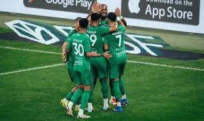 Escalação confirmada Al-Ahli x Al-Kholood inclui Mendy no gol e ataque com Mahrez