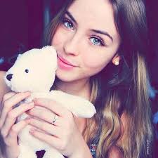 Résultat de recherche d'images pour "les petites filles swages"