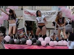 Résultat de recherche d'images pour "capital pride parade 2014 photos"