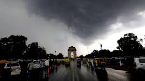 दिल्ली के इतिहास में सबसे ज्यादा बारिश वाला मई महीना, क्या फिर से आने वाले हैं आंधी, तूफान और बारिश?