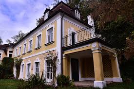 wolfgang porsche villa salzburg
