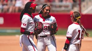 Highlight: 3-seed Oklahoma shuts down Kansas to advance to regional final