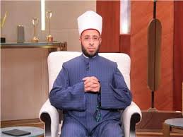 أسامة الأزهري لمتسابقي «دولة التلاوة»: المقامات علم وليست فن