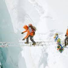 Résultat de recherche d'images pour "l'ascension FILM"